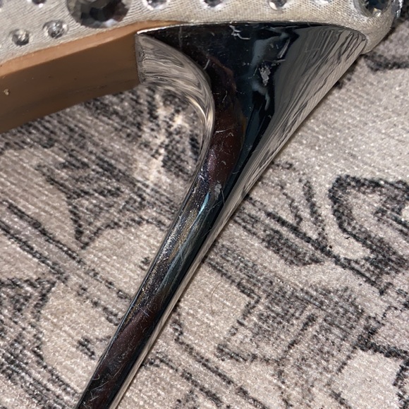 Sliver Bling Charlotte Russe Heels - Picture 5 of 5